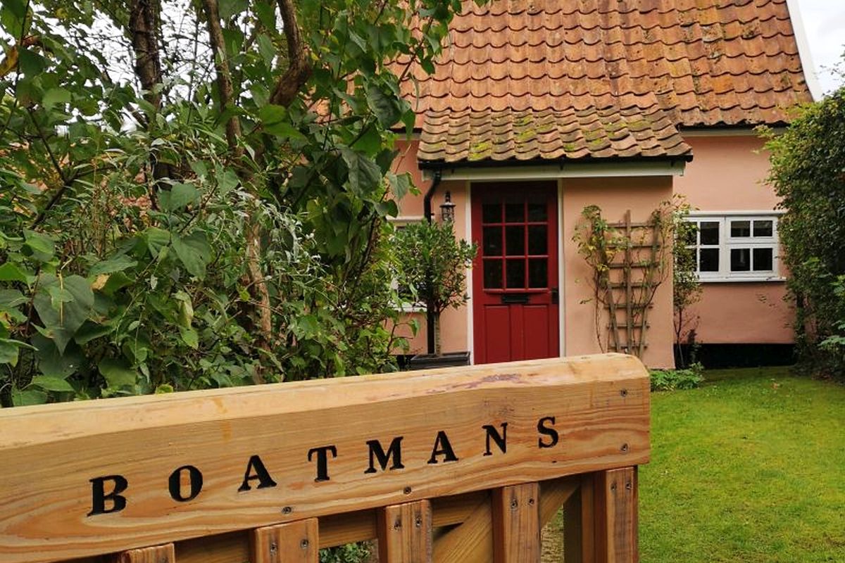welcome to Boatmans self catering cottage near Woodbridge Suffolk